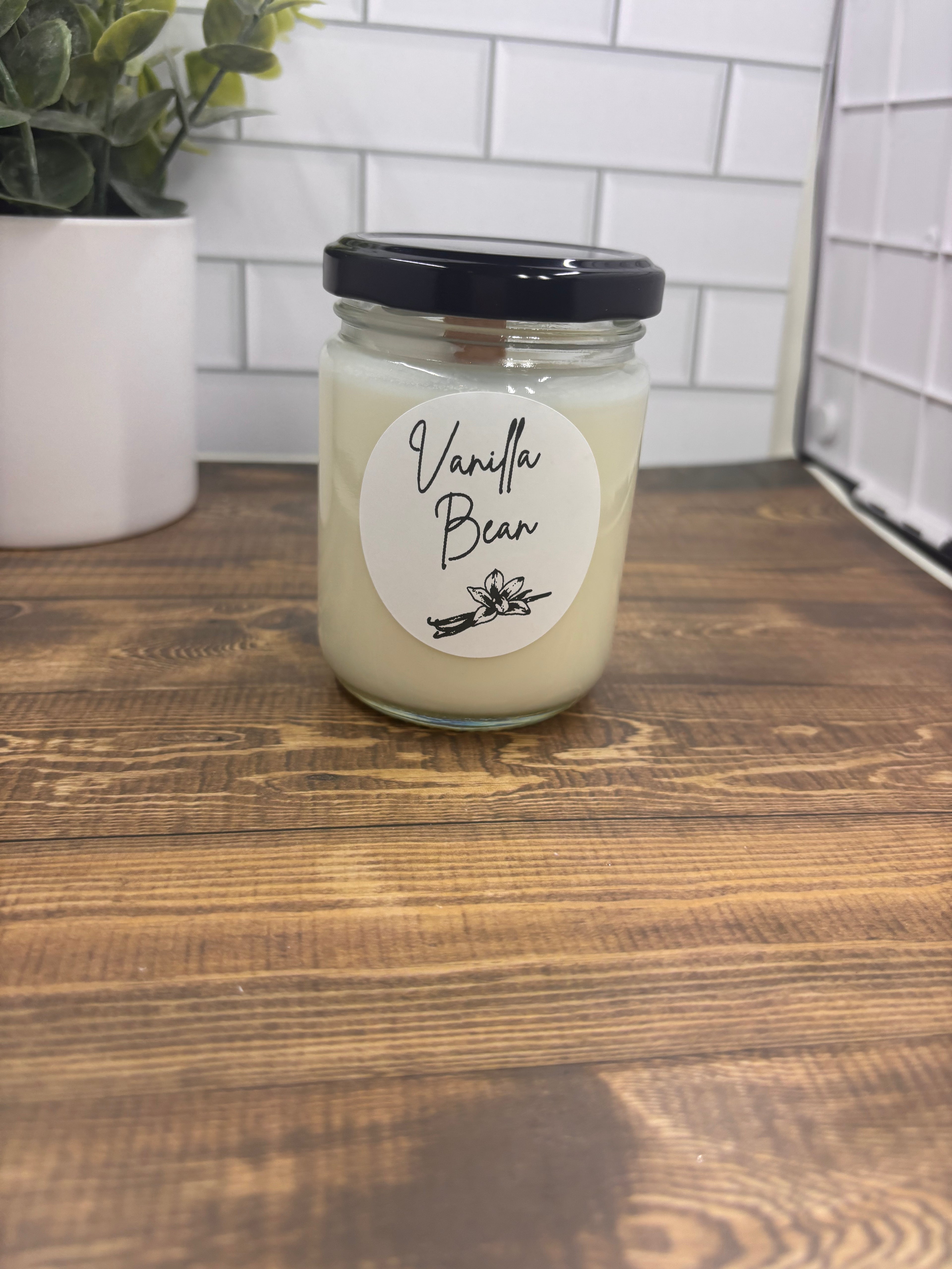 Vanilla Bean Wood Wick Soy Wax 8oz Candle