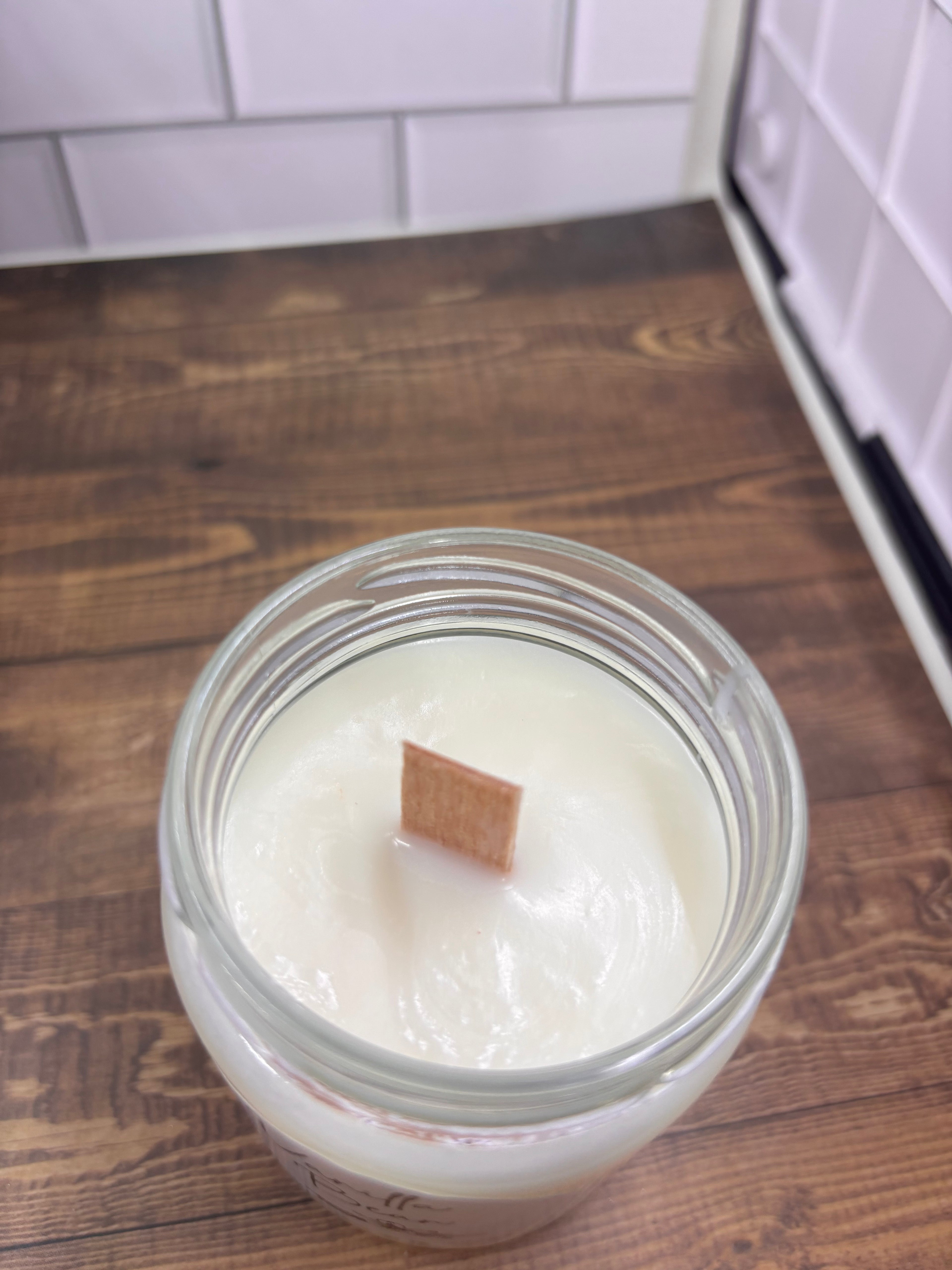 Vanilla Bean Wood Wick Soy Wax 8oz Candle